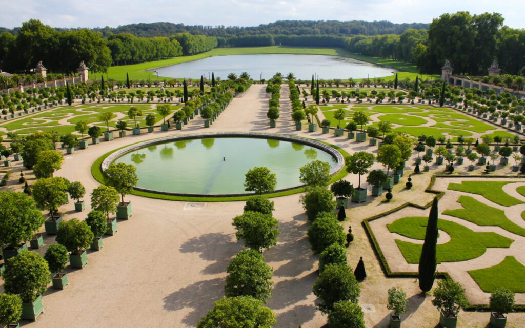 versailles palace garden - moberly jourdain incident - time slip - supernatural chronicles